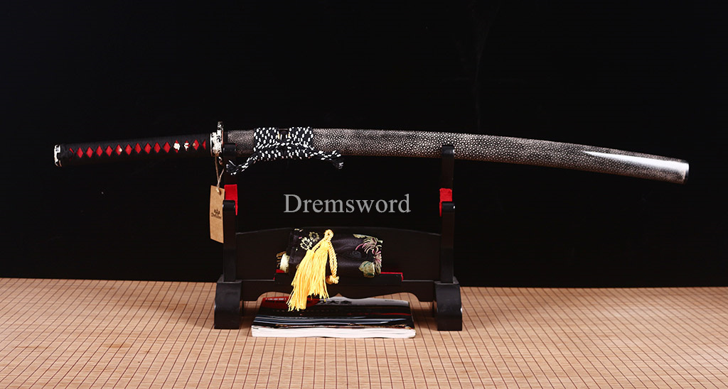 Honsanmai Clay Tempered Katana Japanese Samurai Sword Battle Ready Sharp Rayskin Shinogi-Zukuri black