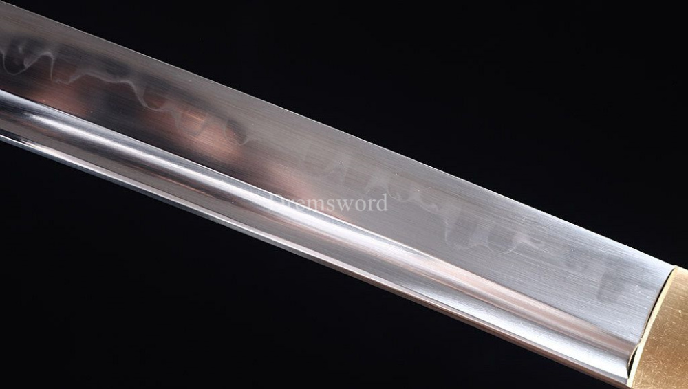 Handmade T10 Steel ClayTempered Katana Japanese Samurai Sword Sharp Battle Ready Shinogi Zukuri Full Tang  Sharp Black.