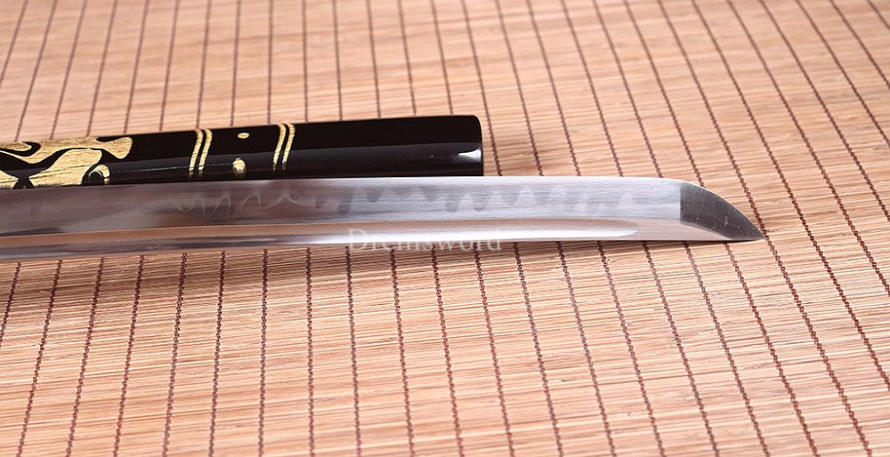 Handmade T10 Steel ClayTempered Katana Japanese Samurai Sword Sharp Battle Ready Shinogi Zukuri Full Tang  Sharp Black.