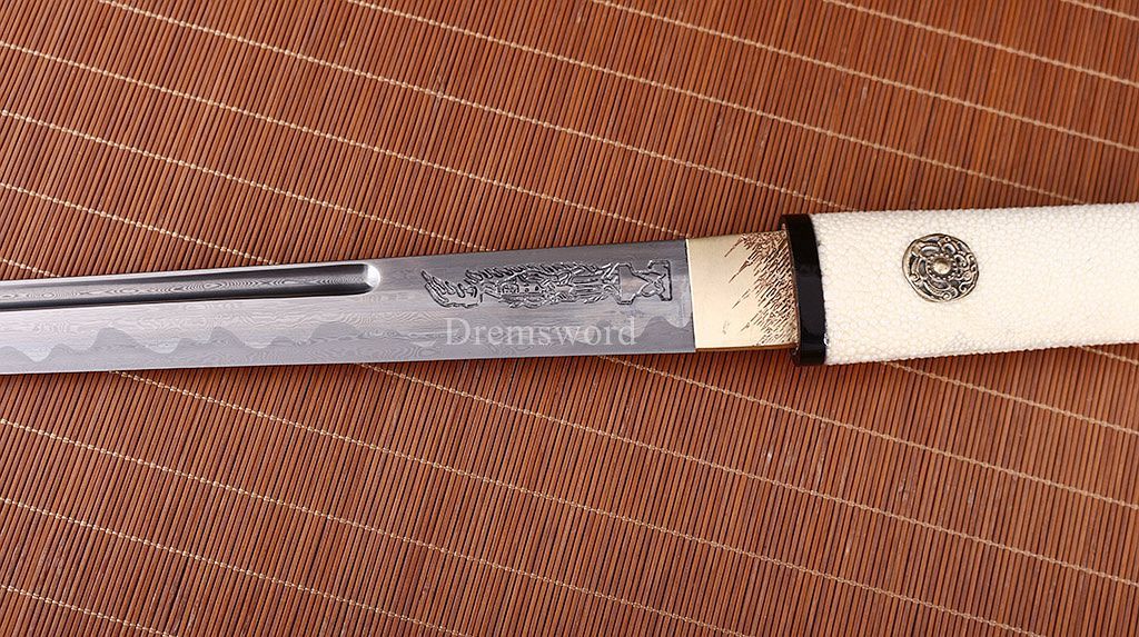 Handmade Damascus Folded Steel Tanto Japanese Short Sword Sharp Ox Horn Saya Shinogi-Zukuri Black