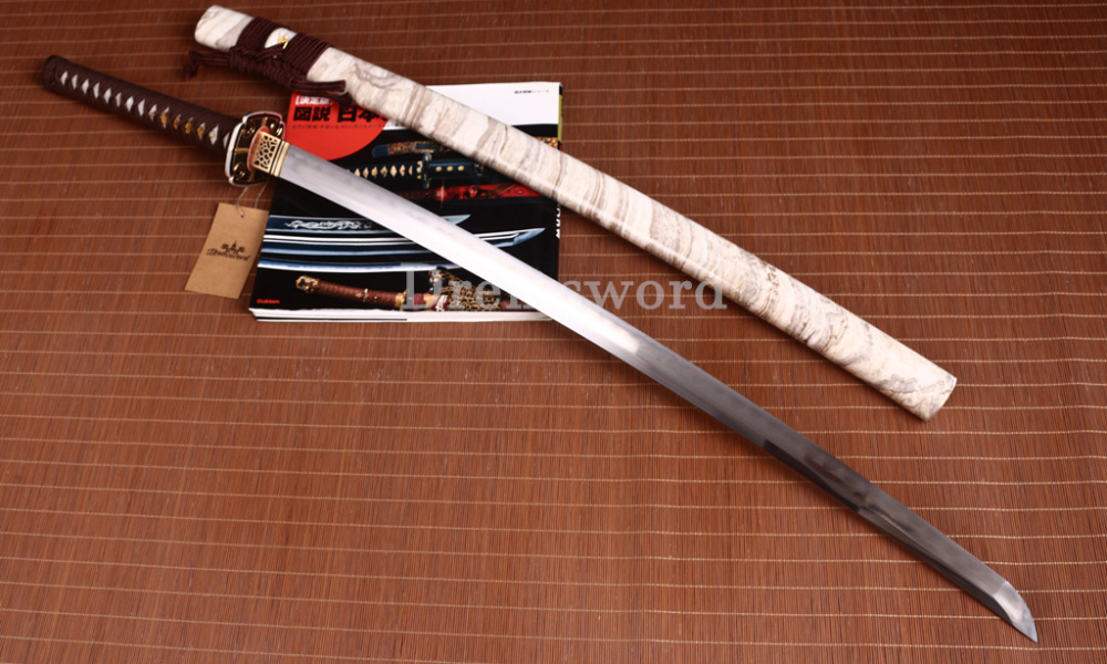 Kobuse Clay Tempered Steel Japanese Samurai Katana Sword for Battle Brass Tsuba SHINOGI-ZUKURI Brown And White
