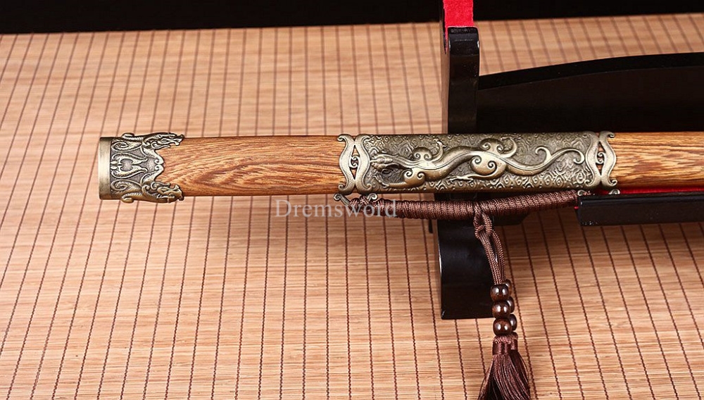 42.9 inch Tang Dao Damascus Folded Steel Handmade Real Chinese Traditional Dao Kiriha Zukuri Real Sharp Sword Brown And Yellow