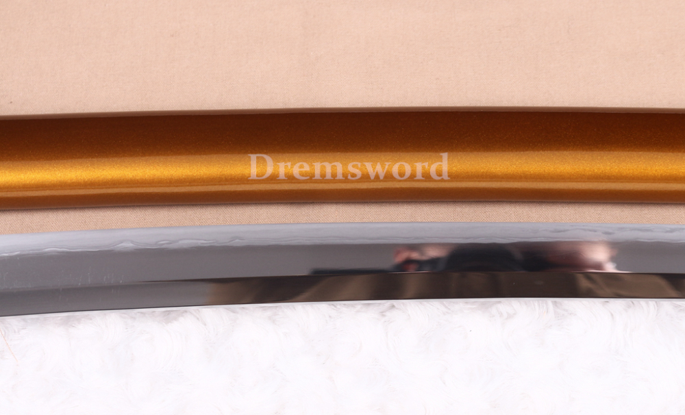 Clay Tempered Honsanmai Steel Katana Japanese Samurai Sword O-Kissaki Sugu Hamon Shinogi-Zukuri Gold and Black
