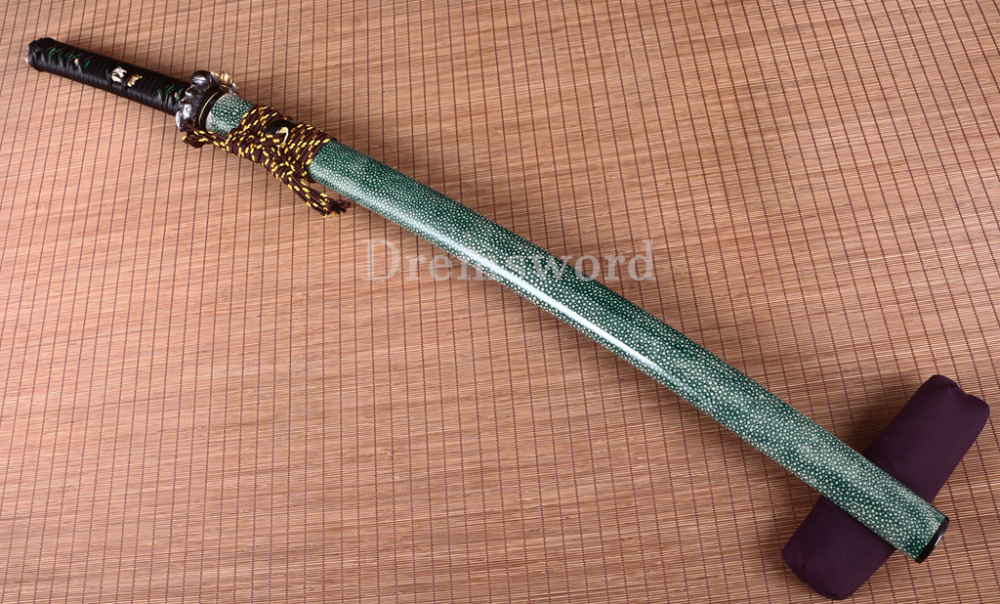 Damascus Folded Steel Katana Hammered Patter Japanese Samurai Sword Rayskin Saya Shinogi Zukuri Real Sharp Sword Green And Black