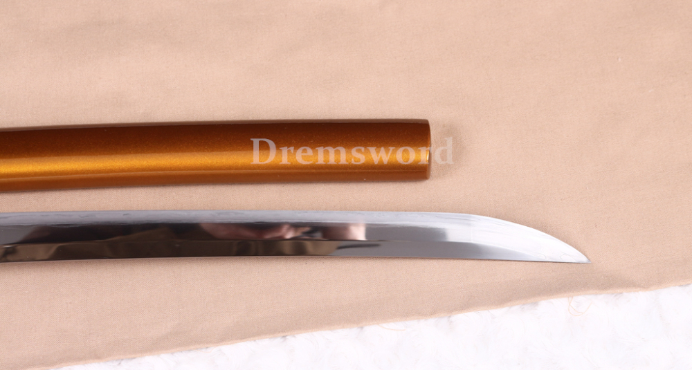 Clay Tempered Honsanmai Steel Katana Japanese Samurai Sword O-Kissaki Sugu Hamon Shinogi-Zukuri Gold and Black