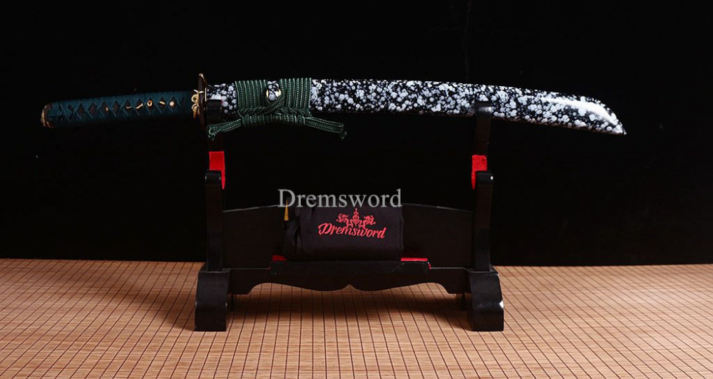 Hand Forge T10 Clay Tempered Steel Nagamaki Japanese Samurai Sword Battle Ready Shinogi Zukuri Full Tang Black And White