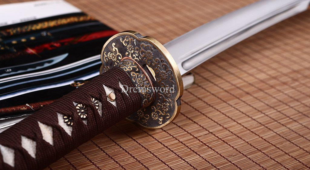 T10 Steel Clay Tempered Katana Japanese Samurai Real Sword Kogarasu-maru Zukuri Full Tang Brown