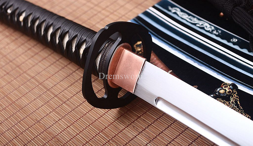 Handmade L6 Steel Katana Japanese Samurai Sword Triangle Blood Groove Sharp Red Shinogi-Zukuri Red And Black