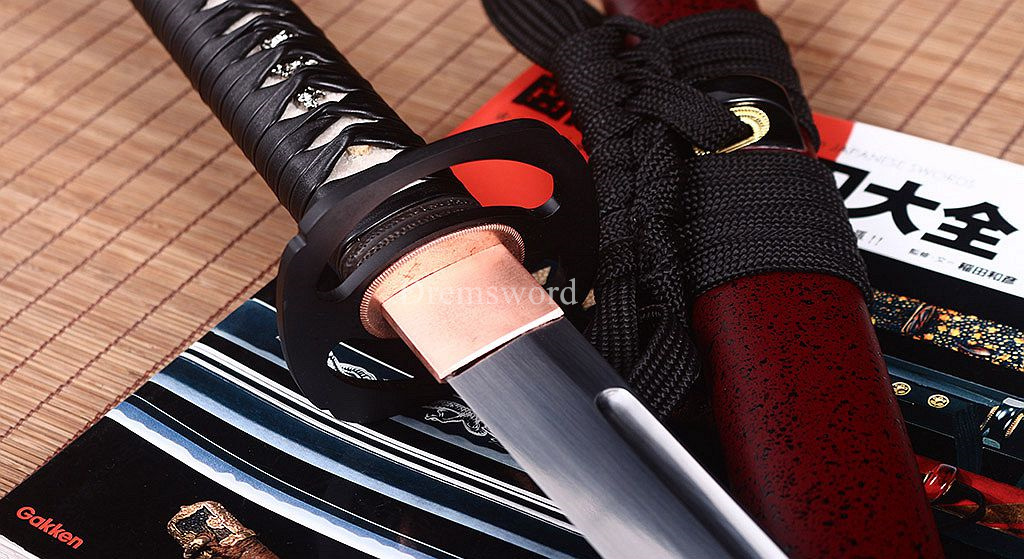 Handmade L6 Steel Katana Japanese Samurai Sword Triangle Blood Groove Sharp Red Shinogi-Zukuri Red And Black