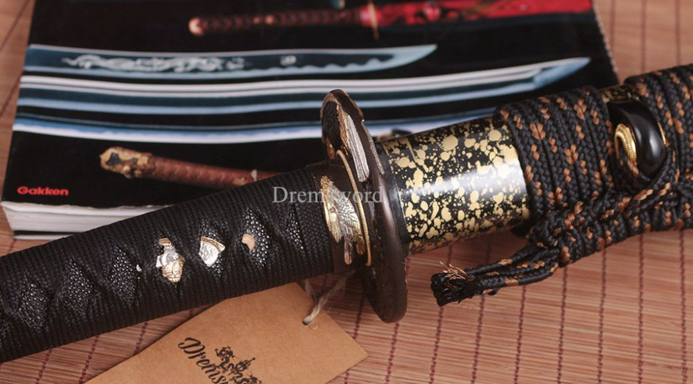 T10 Clay tempered steel Katana Japanese Blade Samurai Sword Hand Forge Full Tang Shinogi Zukuri Full Tang Black And Gold