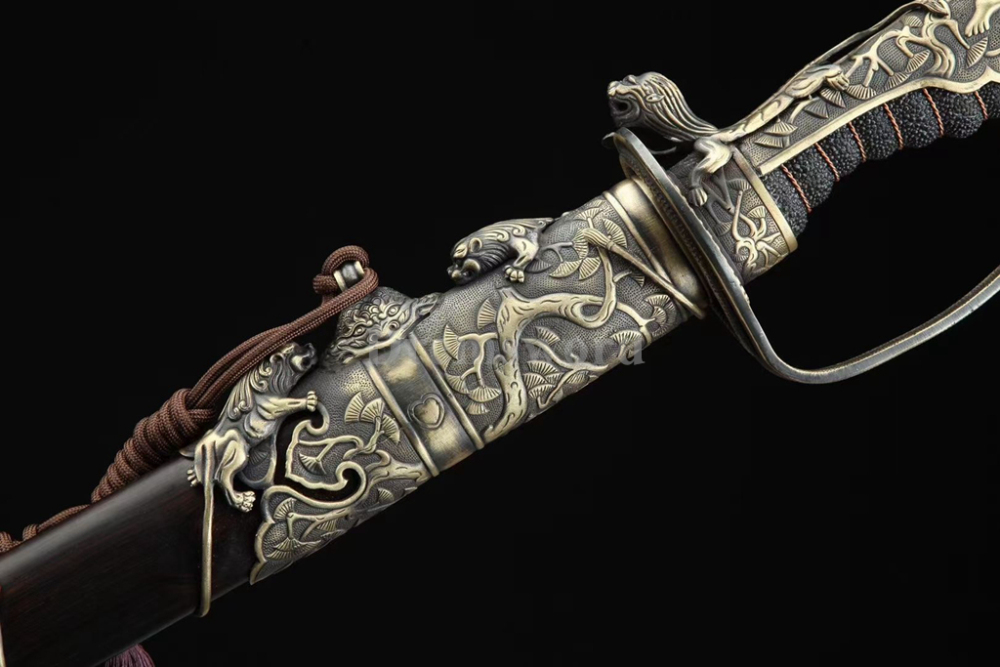 Battle Ready Abrasive Folded Steel Clay Tempered Japanese Saber Samurai Sword Shinogi-Zukuri Black