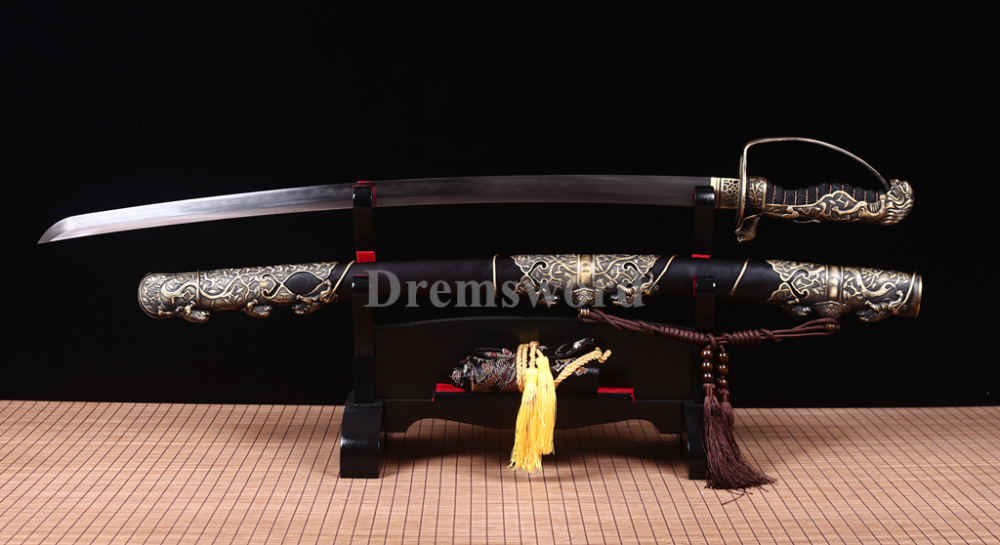 Battle Ready Abrasive Folded Steel Clay Tempered Japanese Saber Samurai Sword Shinogi-Zukuri Black