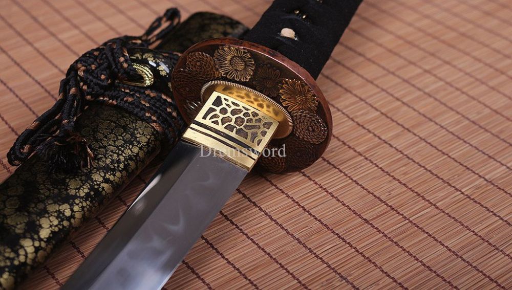 T10 Steel Clay Tempered Tanto Self-defence Japanese Samurai Sword Choji Hamon Osoraku-Zukuri Full Tang Black And Gold