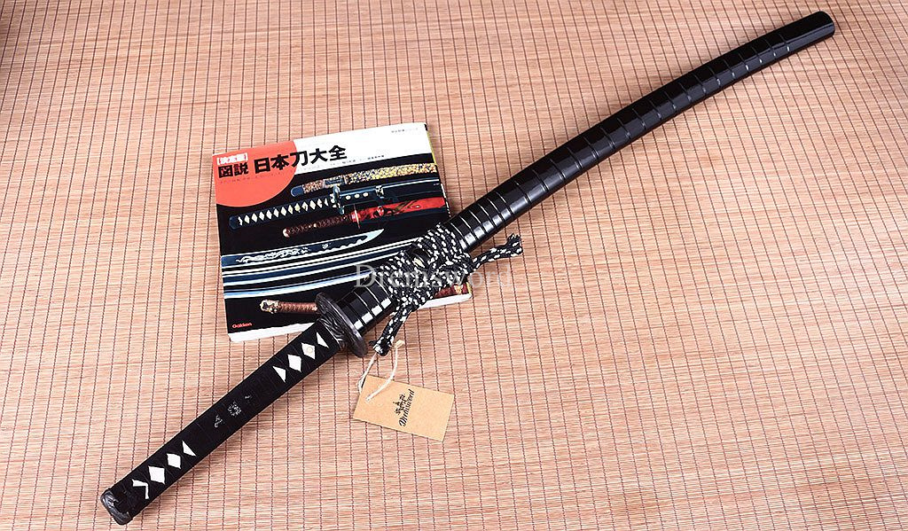 T10 Steel Clay Tempered Katana Japanese Samurai Sword Real Sharp Battle Ready Shinogi Zukuri Full Tang  Sharp Black.