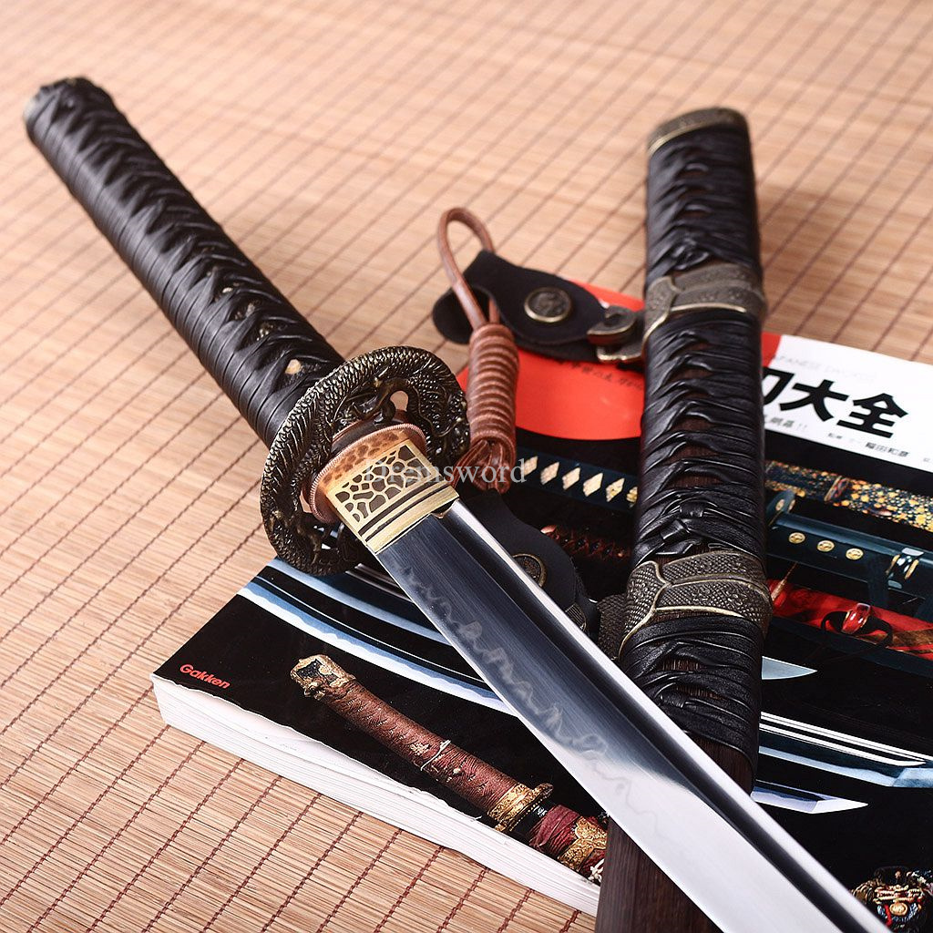 Battle Ready Tachi T10 Clay Tempered Japanese Samurai Katana Sword Real Hamon Shinogi Zukuri Full Tang  Sharp Brown.