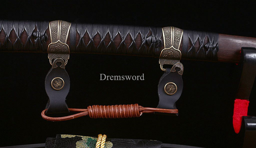Battle Ready Tachi T10 Clay Tempered Japanese Samurai Katana Sword Real Hamon Shinogi Zukuri Full Tang  Sharp Brown.