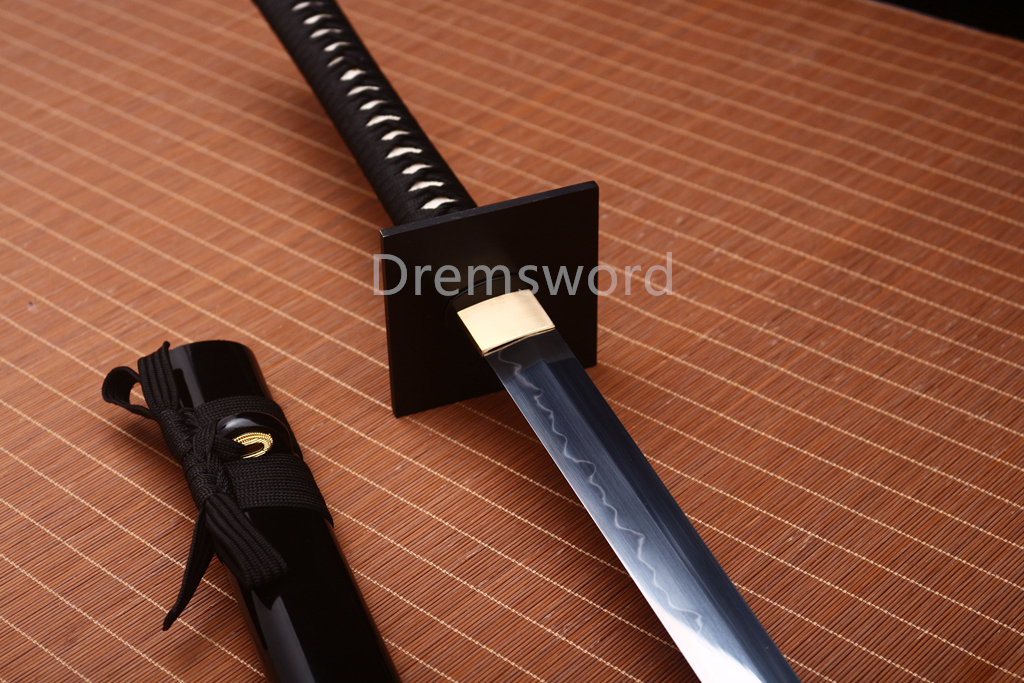 Handmade Clay tempered T10 Steel black sword ninjato Japanese Samurai ninja Sword full tang battle ready kiriha-ZUKURI sharp Real hamon.