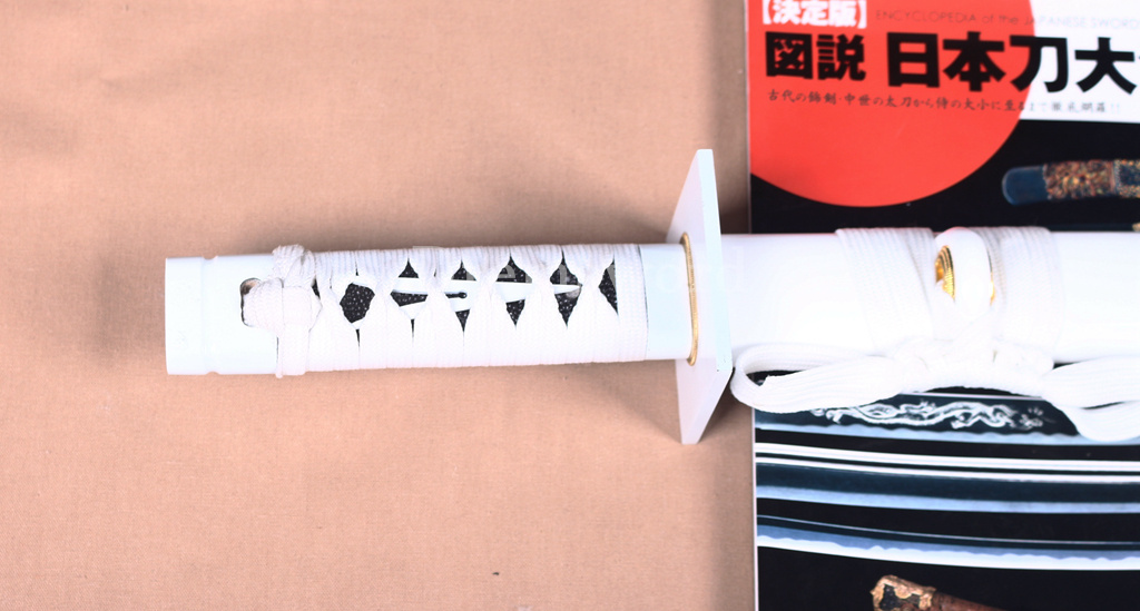 18.9 inch Handmade T10 Steel Clay Tempered black and white Ninjato Japanese Ninja Tanto Short Sword full tang battle ready sharp Real Hamon KAMASU-KISSAKI(straight）kiriha-ZUKURI