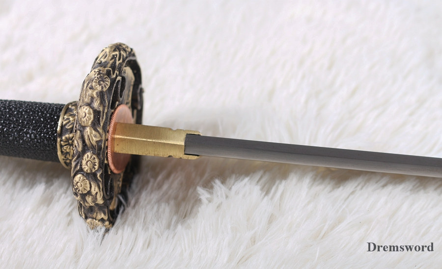 Top Quality Hand Forged Japanese Folded Steel Clay Tempered Blade Tachi sword Razor Sharp Shinogi-Zukuri Black