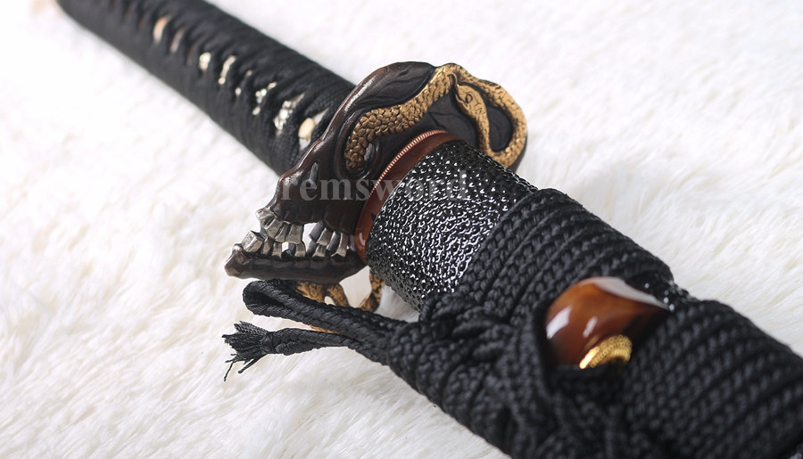 Hand forged Folded steel Clay tempered katana Hazuya Polish japanese samurai sword Feather-shaped pattern texture full tang Shinogi-Zukuri black