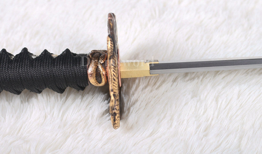 Hand forged Folded steel Clay tempered katana Hazuya Polish japanese samurai sword Feather-shaped pattern texture full tang Shinogi-Zukuri black