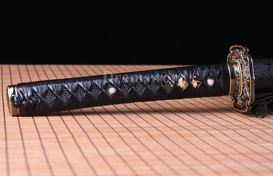 Battle ready hand forged 1095 high carbon steel katana japanese samurai sword full tang Shinogi-Zukuri black