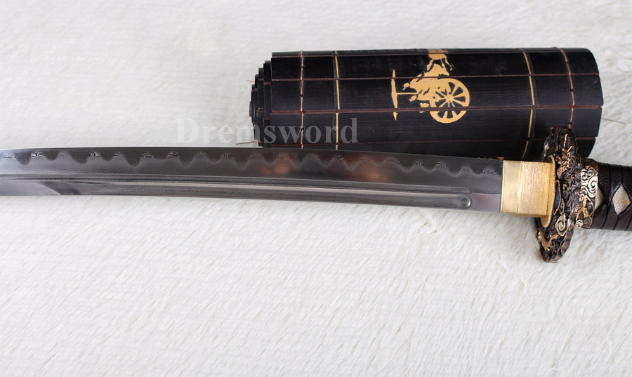 Fully handmade Clay Tempered Folded Steel katana Japanese samurai Sword full tang Unokubi-Zukuri battle ready Razor Sharp black