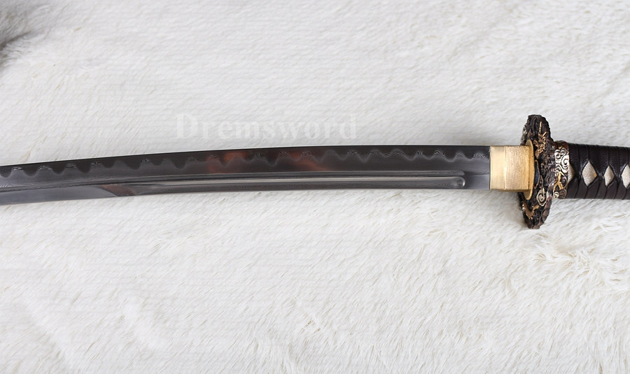 Fully handmade Clay Tempered Folded Steel katana Japanese samurai Sword full tang Unokubi-Zukuri battle ready Razor Sharp black