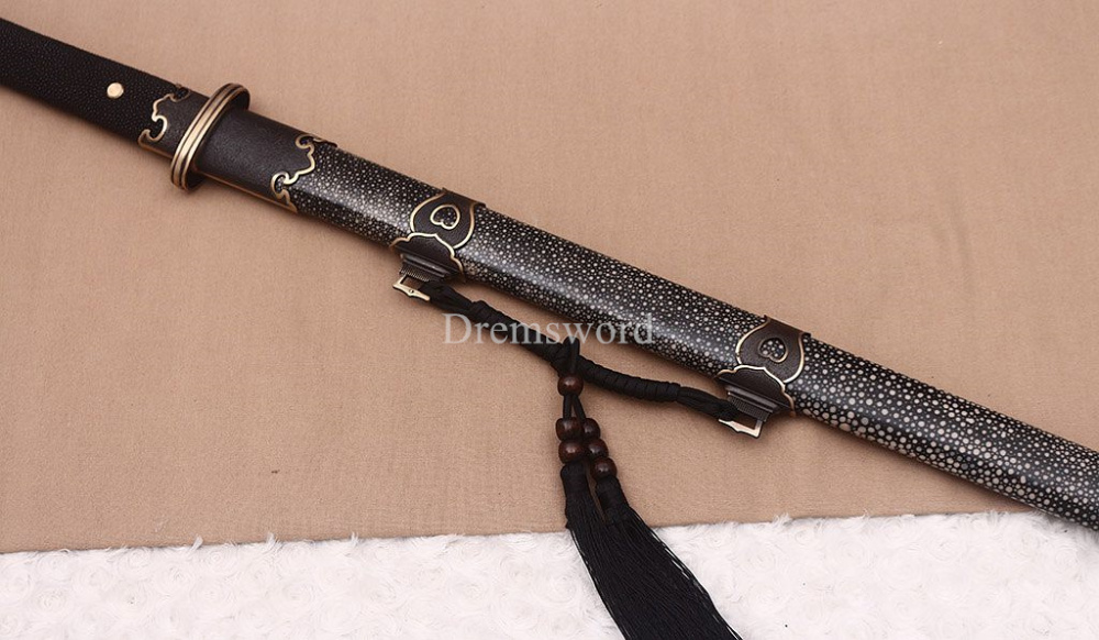 Handmade T10 Steel ClayTempered Tang Dao Traditional Chinese Functional Sword Kamasu Kissaki KIRIHA-ZUKURI battle ready sharp Black