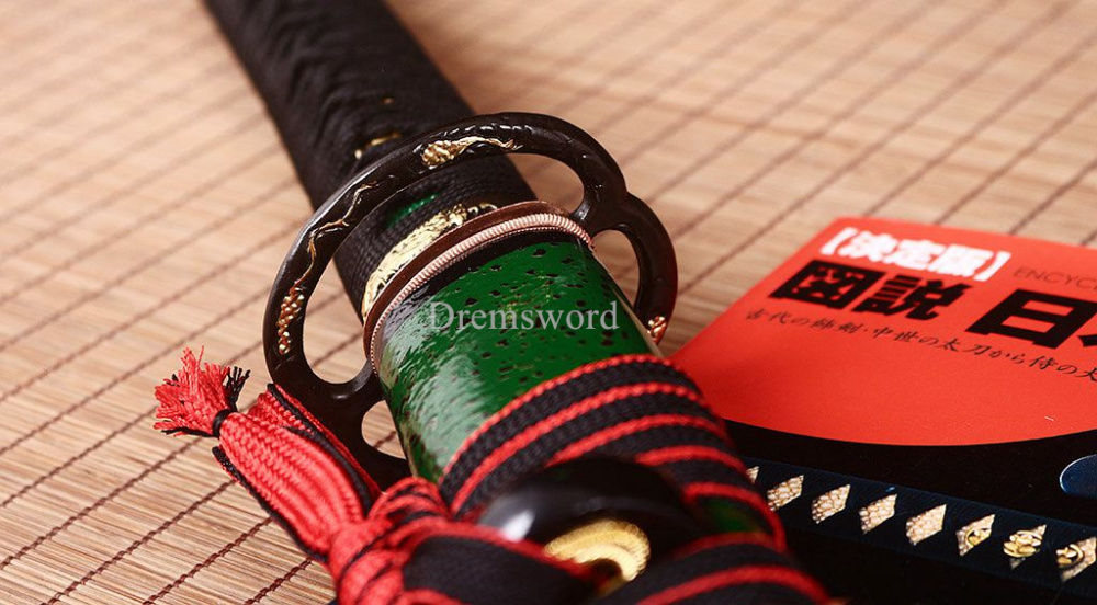 Folded Steel Clay Tempered Katana Japanese Samurai Real Sword Sharp Battle Ready Shinogi-Zukuri Green