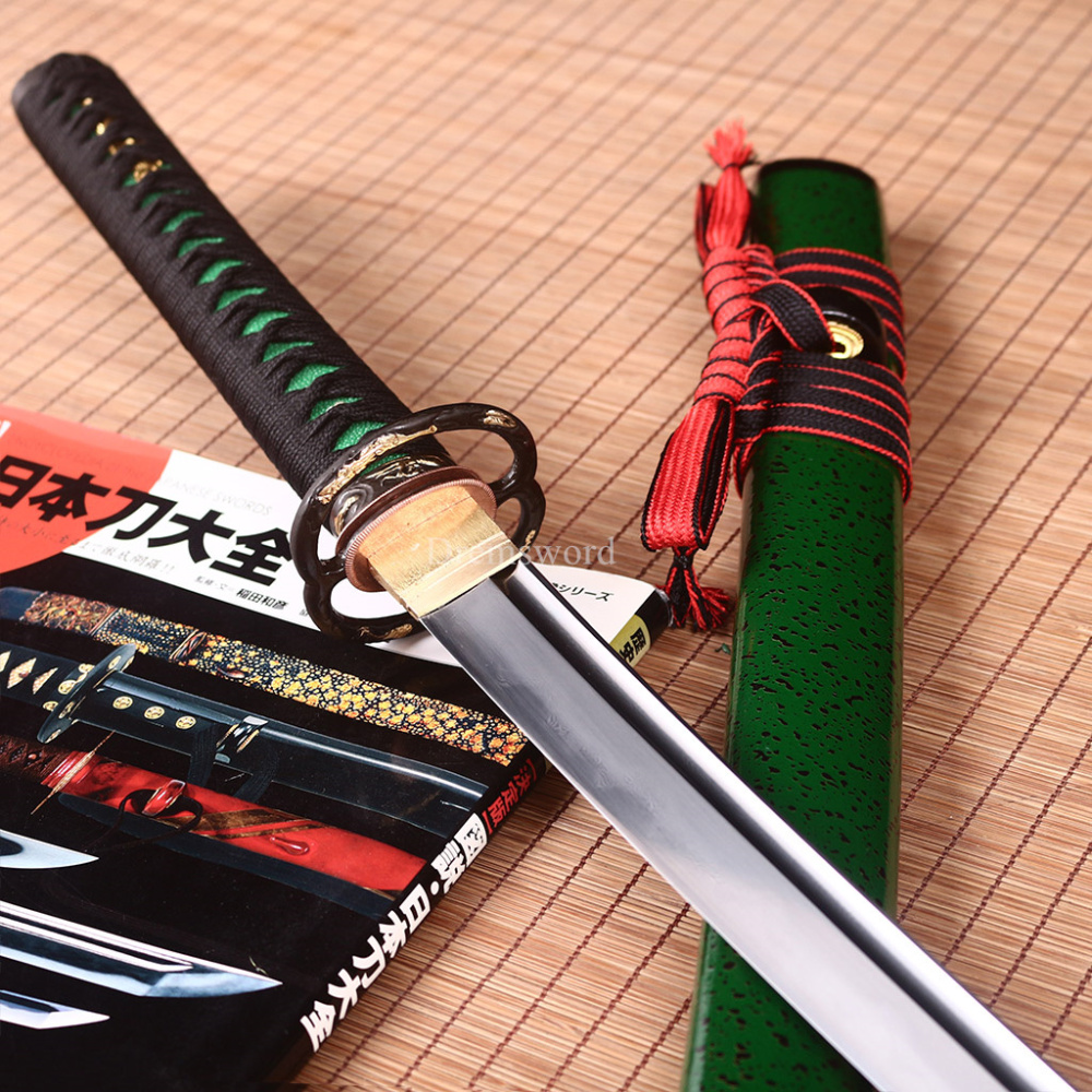 Folded Steel Clay Tempered Katana Japanese Samurai Real Sword Sharp Battle Ready Shinogi-Zukuri Green