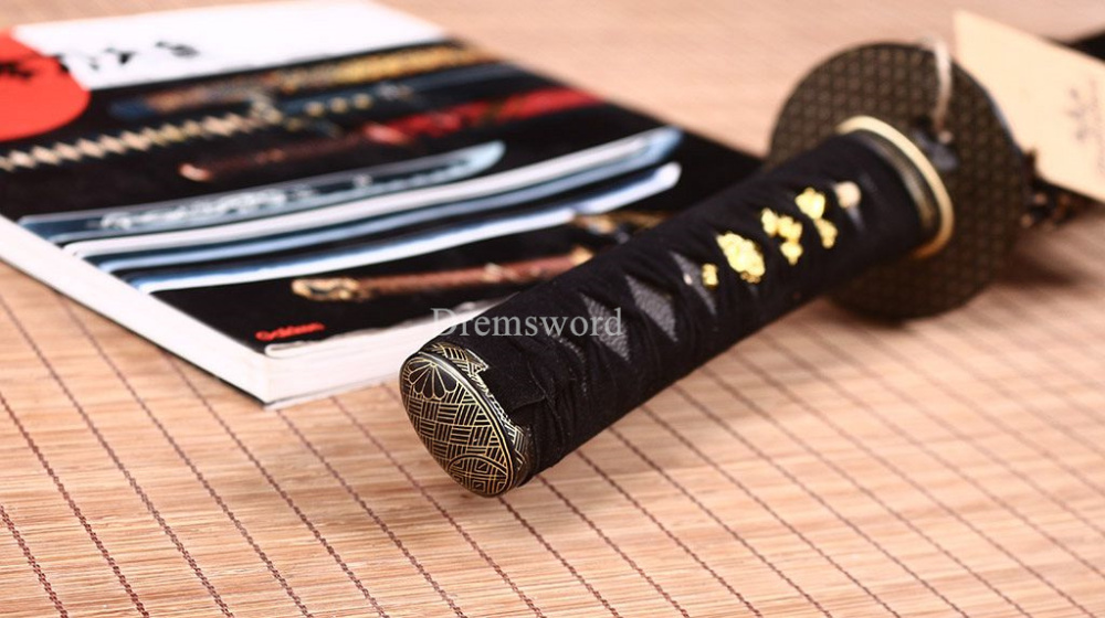 Folded Steel Clay Tempered Wakizashi Japanese Samurai Sharp Sword Battle Ready Shinogi-Zukuri Black