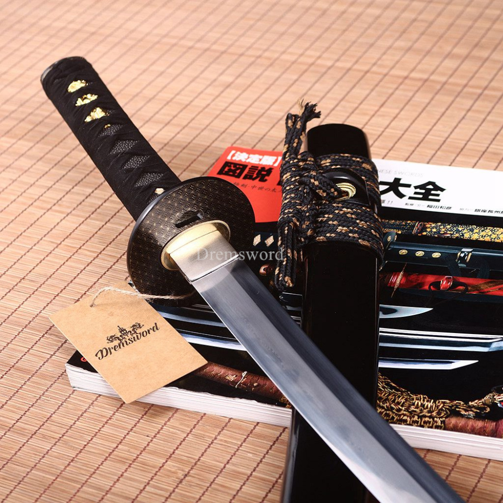 Folded Steel Clay Tempered Wakizashi Japanese Samurai Sharp Sword Battle Ready Shinogi-Zukuri Black