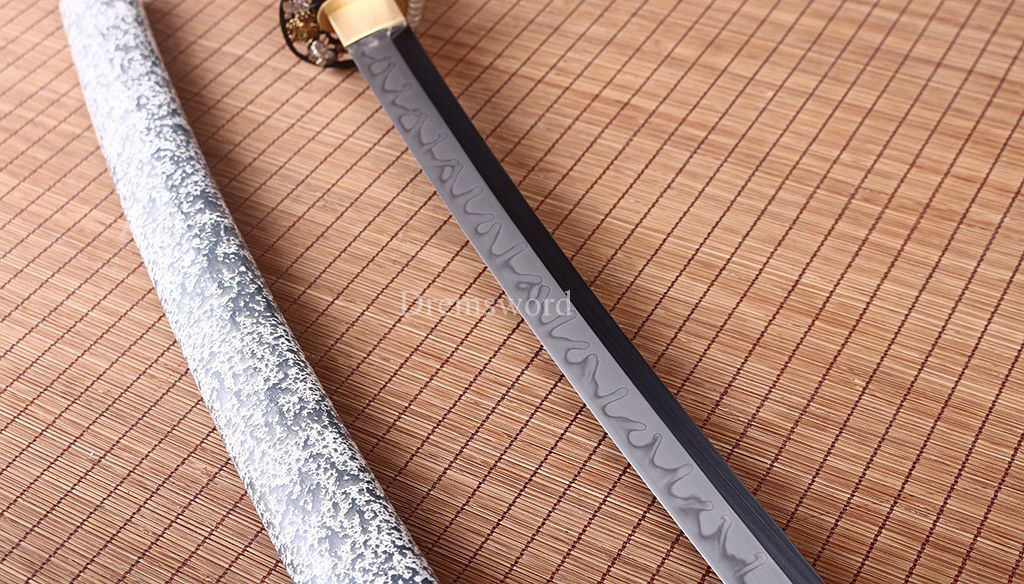 Hadori-polishing T10 Steel Clay tempered Japanese Samurai katana Sword Shinogi-Zukuri full tang battle ready sharp Real Hamon white.