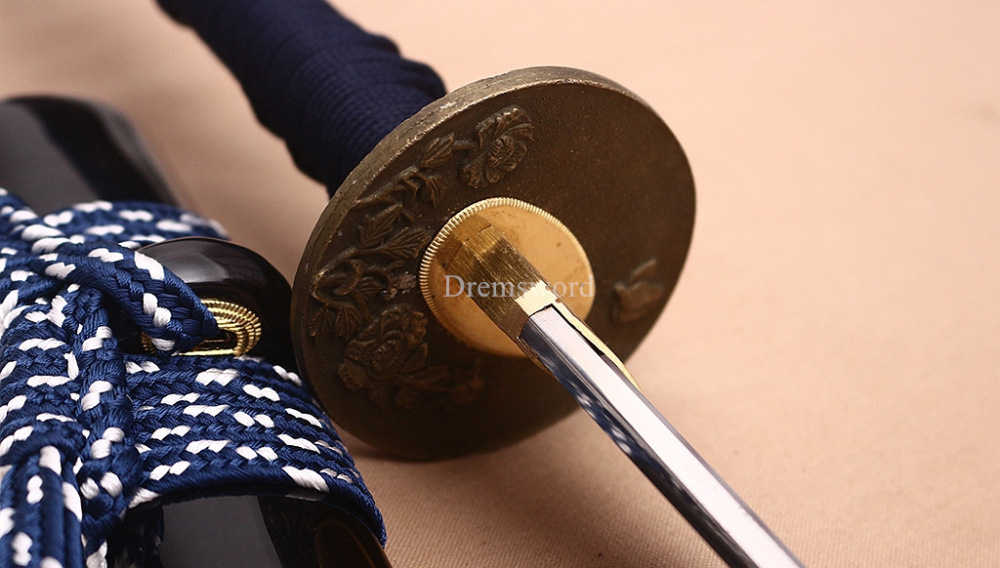 T10 Clay Tempered Choji Hamon Katana Japanese Samurai Sword Shell Ox Horn Saya Shinogi-Zukuri Battle Ready Sharp Black