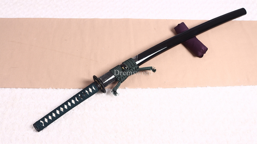 Folded Steel Clay Tempered Katana HITATSURA Japanese Samurai Sword Ox Horn Saya Shinogi-Zukuri Black