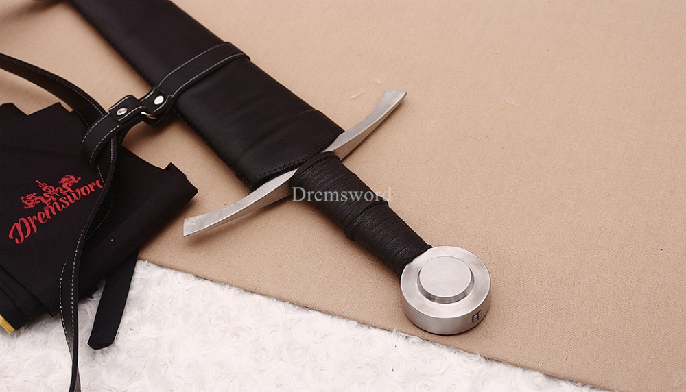 39 inches 9260 Spring Steel European Sword Battle Ready Leather Sheath Double Edge Sword Stainless Steel Fittings