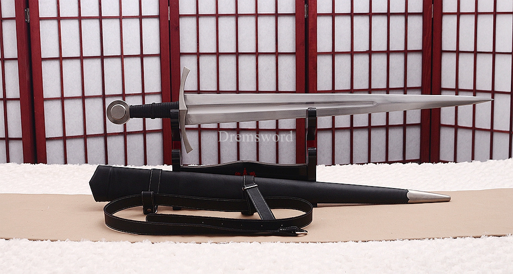 39 inches 9260 Spring Steel European Sword Battle Ready Leather Sheath Double Edge Sword Stainless Steel Fittings