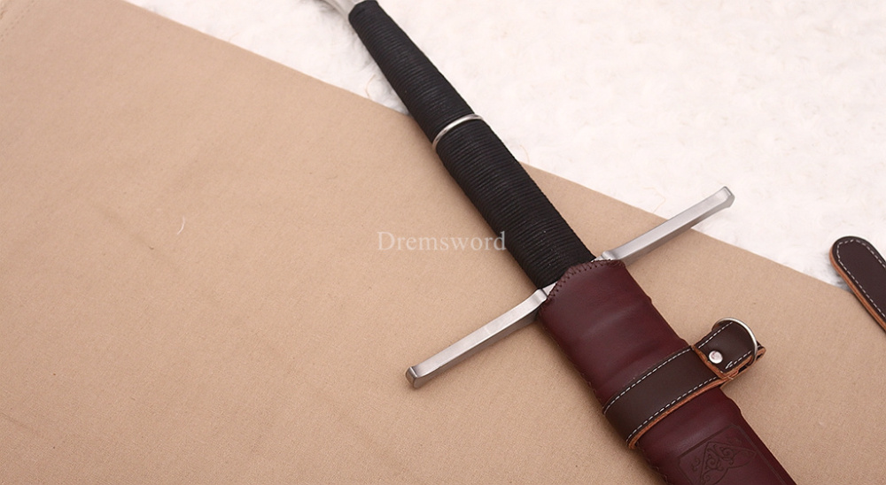 47 inches 9260 Spring Steel European Sword Battle Ready Leather Sheath Double Edge Sword Stainless Steel Fittings