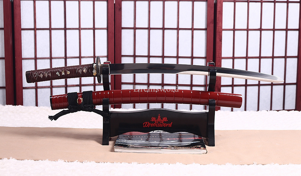 Handmade 9260 Spring Steel Wakizashi Japanese Samurai Functional Sword Full Tang Kogarasu-Maru Zukuri Red
