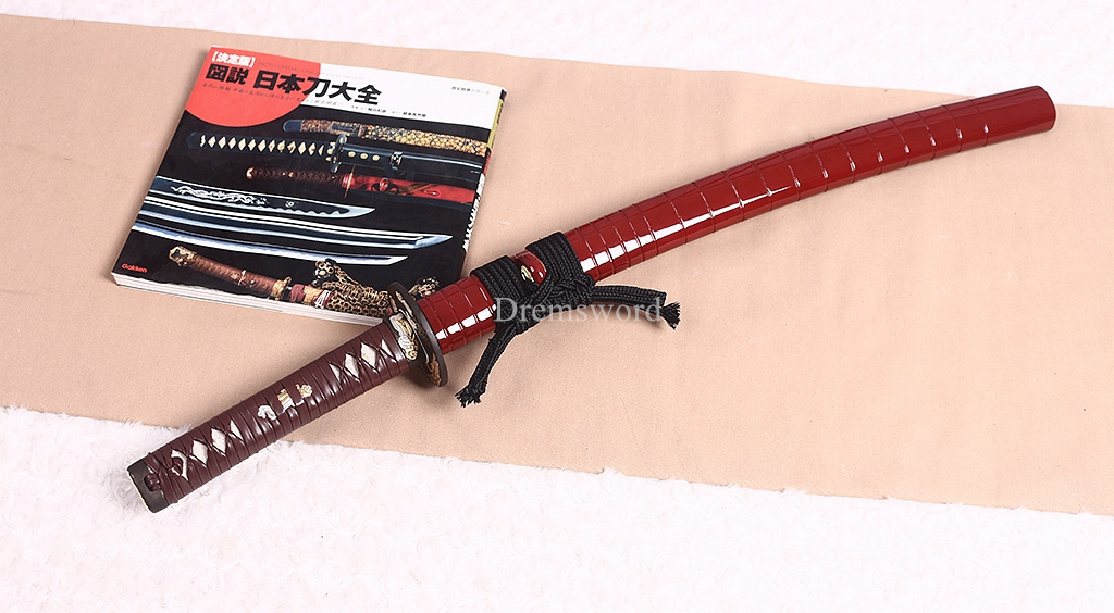 Handmade 9260 Spring Steel Wakizashi Japanese Samurai Functional Red Sword Full Tang Kogarasu-Maru Zukuri