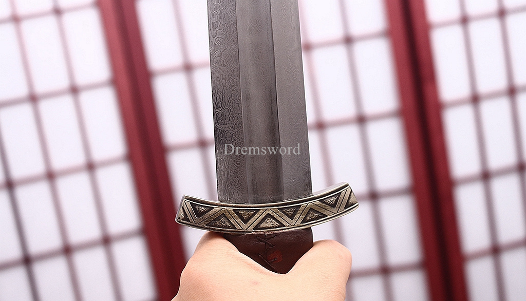 35 inches Damascus Folded Steel European Sword Battle Ready Brown Leather Sheath Double Edge Sword Stainless Steel Fittings