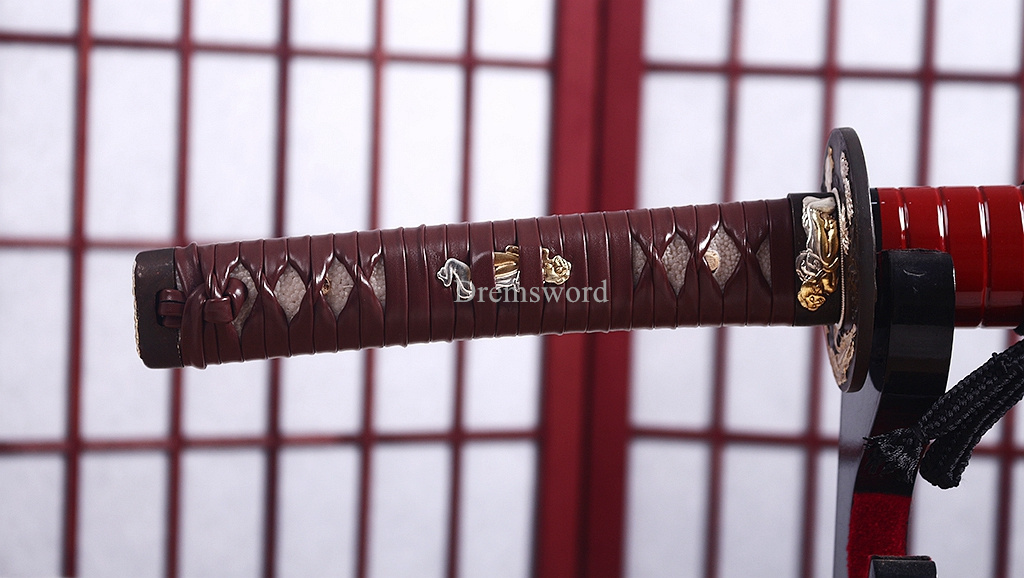 Handmade 9260 Spring Steel Wakizashi Japanese Samurai Functional Sword Full Tang Kogarasu-Maru Zukuri Red