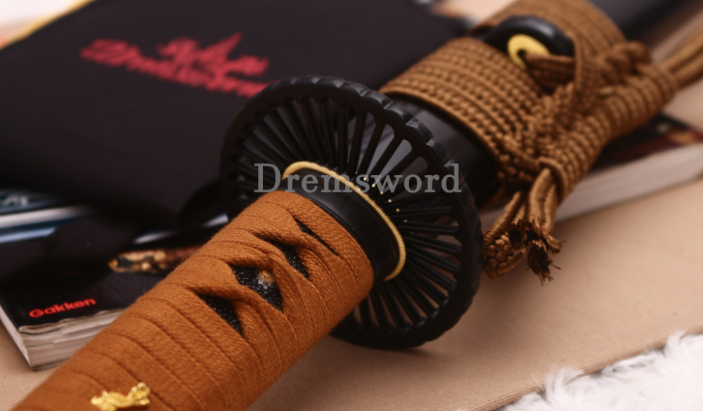 Handmade 9260 Spring Steel Katana Japanese Samurai Sword Battle Ready Full Tang Cotton Ito Shinogi-Zukuri Black and Brown