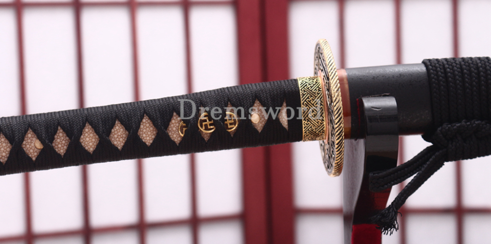 Hand Forged Tamahagane Clay Tempered Choji Hamon Katana Japanese Samurai Sword SHINOGI-ZUKURI Full Tang Ox Horn Black Saya