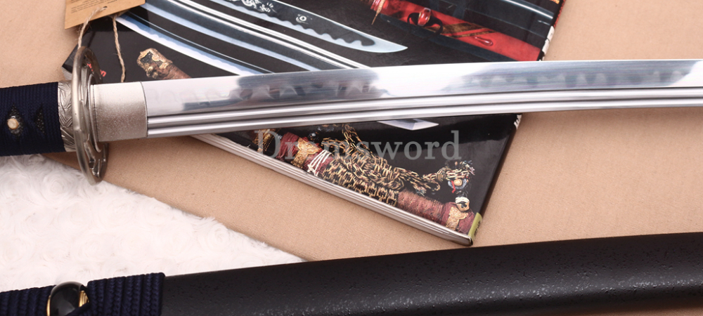 T10 Clay Tempered Katana Double Bo-hi Japanese Samurai Sword SHINOGI-ZUKURI Full Tang Cupronickel Tsuba Ox Horn Black Saya