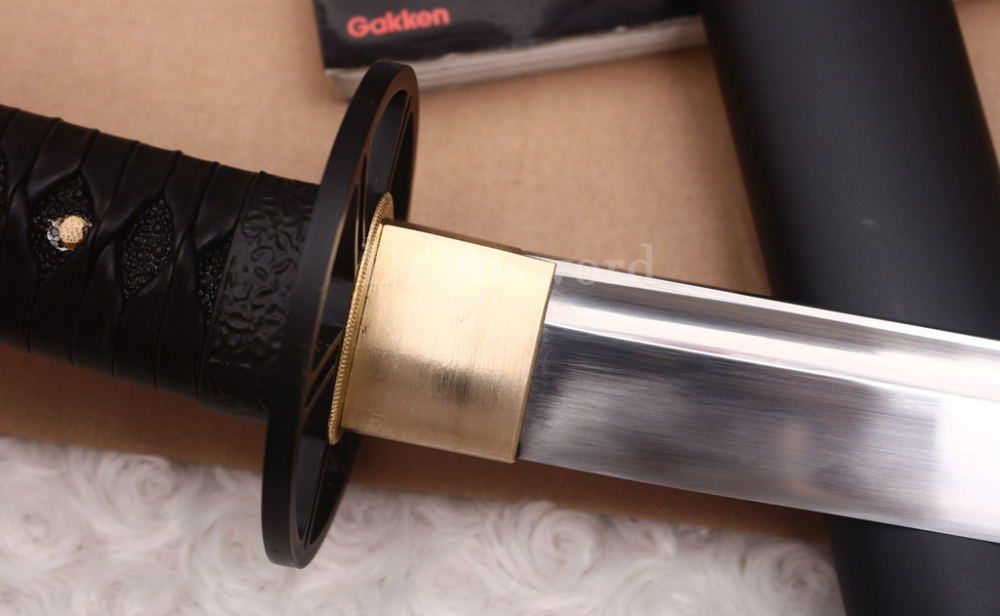 T10 Clay Tempered Katana 3.5cm Blade Japanese Samurai Sword SHINOGI-ZUKURI Full Tang Iron Tsuba Black Saya