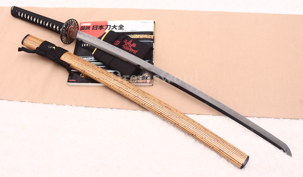 Hand Forged Tamahagane Clay Tempered Katana Japanese Samurai Sword SHINOGI-ZUKURI Full Tang Ox Horn Saya