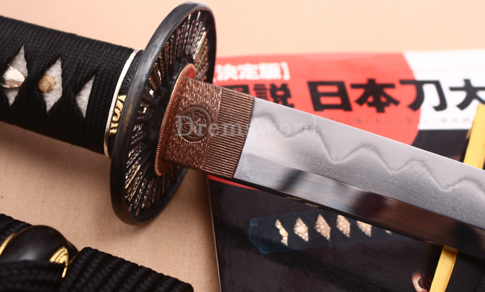 Hand Forged Tamahagane Clay Tempered Katana Japanese Samurai Sword SHINOGI-ZUKURI Full Tang Ox Horn Saya