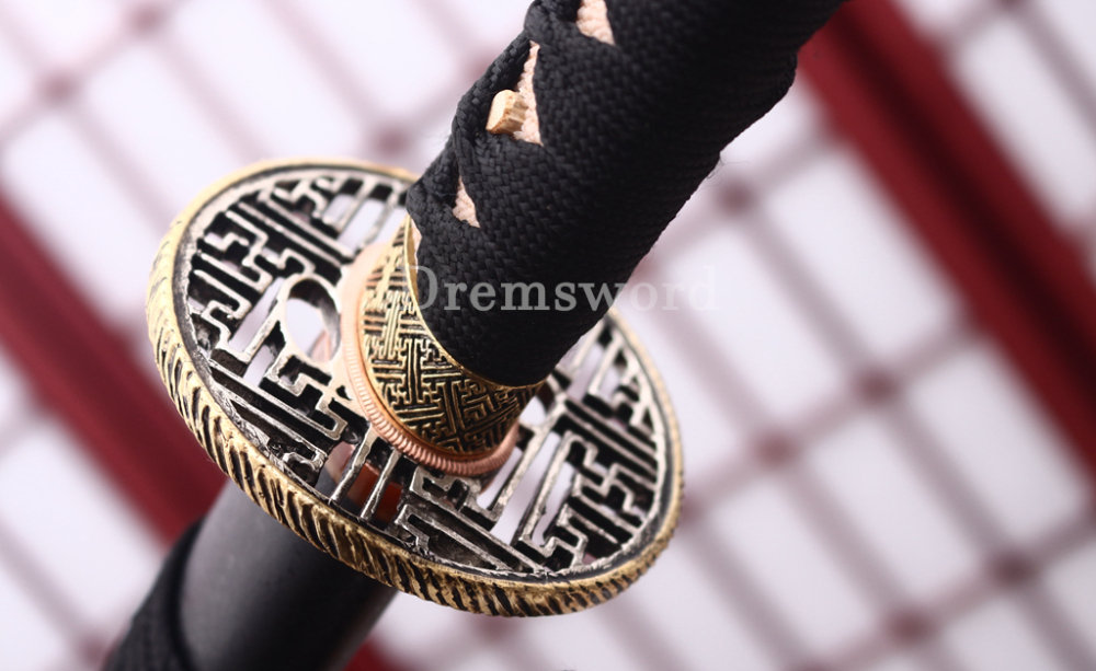 Hand Forged Tamahagane Clay Tempered Choji Hamon Katana Japanese Samurai Sword SHINOGI-ZUKURI Full Tang Ox Horn Black Saya